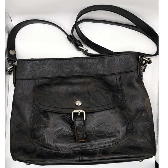 Patricia Nash Handbags - Patricia Nash Black Tooled Leather Crossbody